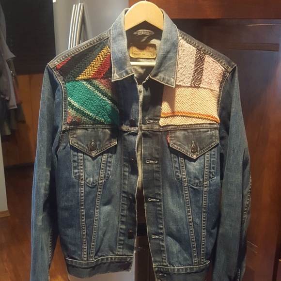 Levi's Jackets & Blazers - *FINAL* Levi's Urban Outfitters jacket Large